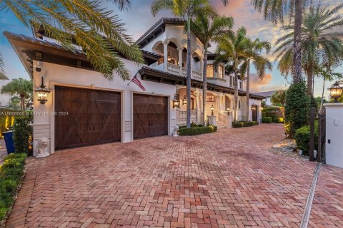 Villa ou maison à vendre à Lighthouse Point, Floride: 7 chambres, 613.34 m2 № 1385915 - photo 7