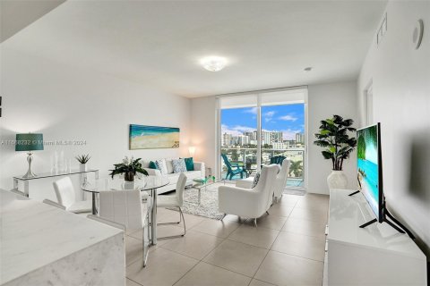 Condo in Fort Lauderdale, Florida, 1 bedroom  № 1385918 - photo 24