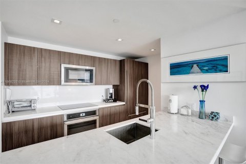 Condo in Fort Lauderdale, Florida, 1 bedroom  № 1385918 - photo 28