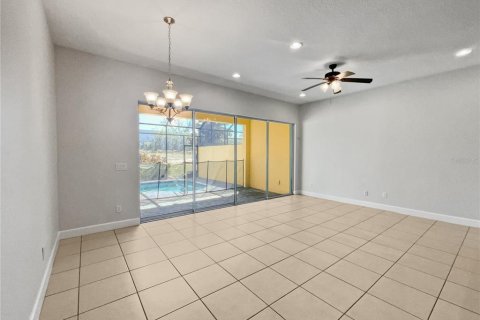 Touwnhouse à vendre à Davenport, Floride: 4 chambres, 182.09 m2 № 1039663 - photo 10