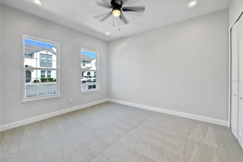 Touwnhouse à vendre à Davenport, Floride: 4 chambres, 182.09 m2 № 1039663 - photo 9