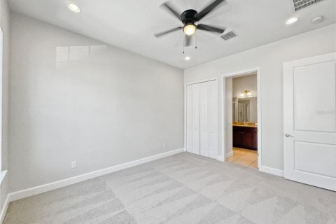 Adosado en venta en Davenport, Florida, 4 dormitorios, 182.09 m2 № 1039663 - foto 13