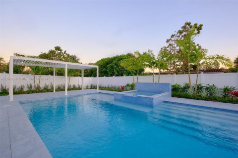 Villa ou maison à vendre à Dania Beach, Floride: 4 chambres № 1040342 - photo 16