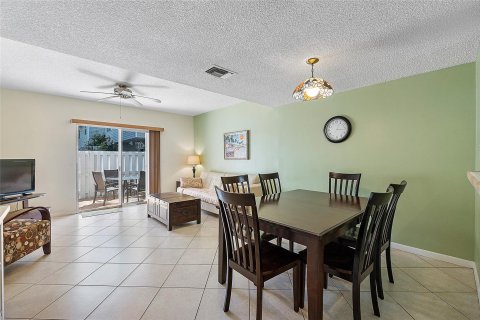 Touwnhouse à vendre à Pompano Beach, Floride: 2 chambres, 93.65 m2 № 1075980 - photo 25