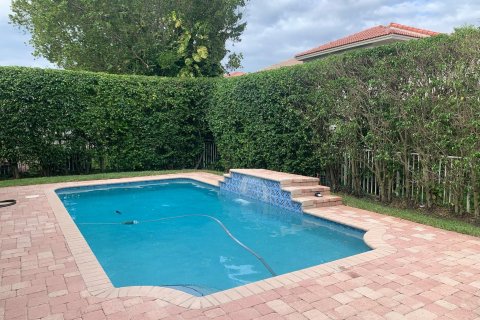 Villa ou maison à vendre à Coral Springs, Floride: 4 chambres, 165.46 m2 № 1075979 - photo 2