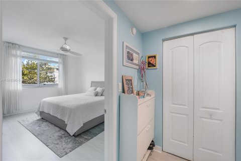 Copropriété à vendre à Miami Beach, Floride: 1 chambre, 63.73 m2 № 1073389 - photo 12