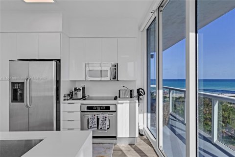 Copropriété à vendre à Miami Beach, Floride: 2 chambres, 101.91 m2 № 1076351 - photo 7