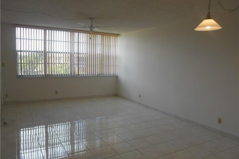 Condominio en venta en Hollywood, Florida, 1 dormitorio, 72.46 m2 № 1045590 - foto 7