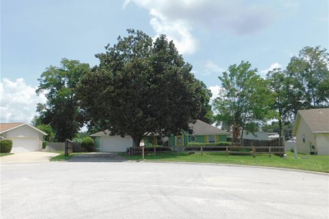 House in Ocala, Florida 3 bedrooms, 158.21 sq.m. № 1299929 - photo 4