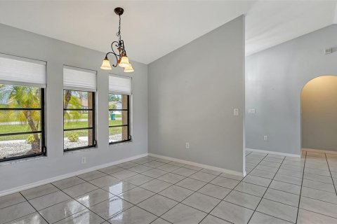 Villa ou maison à vendre à Punta Gorda, Floride: 3 chambres, 191.29 m2 № 1165697 - photo 9