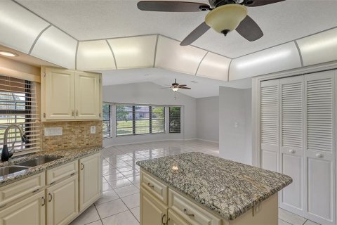 Villa ou maison à vendre à Punta Gorda, Floride: 3 chambres, 191.29 m2 № 1165697 - photo 19