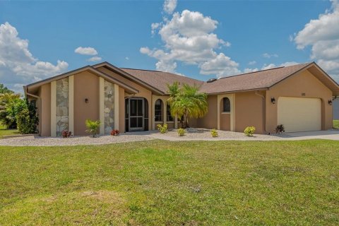 Villa ou maison à vendre à Punta Gorda, Floride: 3 chambres, 191.29 m2 № 1165697 - photo 3