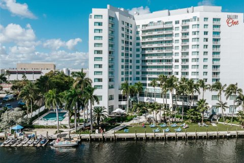 Hotel en venta en Fort Lauderdale, Florida, 1 dormitorio, 50.91 m2 № 1029754 - foto 11