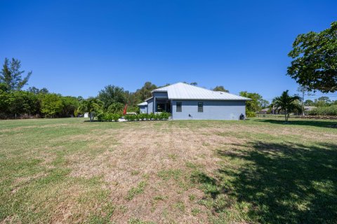 House in Loxahatchee Groves, Florida 5 bedrooms, 165.83 sq.m. № 1225924 - photo 6