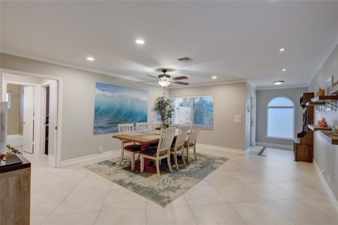 Villa ou maison à vendre à Deerfield Beach, Floride: 4 chambres, 187.76 m2 № 1048167 - photo 5