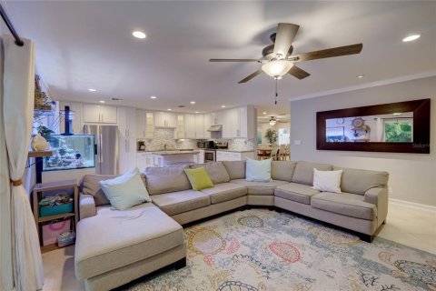 Casa en venta en Deerfield Beach, Florida, 4 dormitorios, 187.76 m2 № 1048167 - foto 13