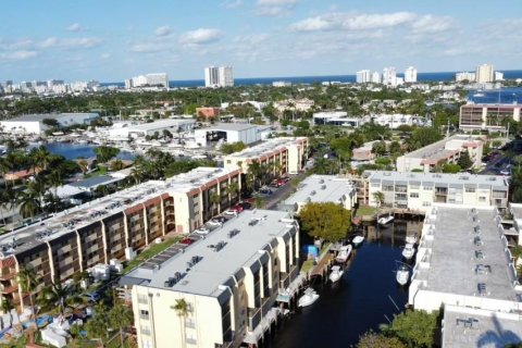 Condo in Pompano Beach, Florida, 2 bedrooms  № 1100071 - photo 24