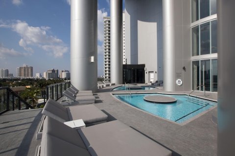 Condo in Sunny Isles Beach, Florida, 3 bedrooms  № 1044605 - photo 22