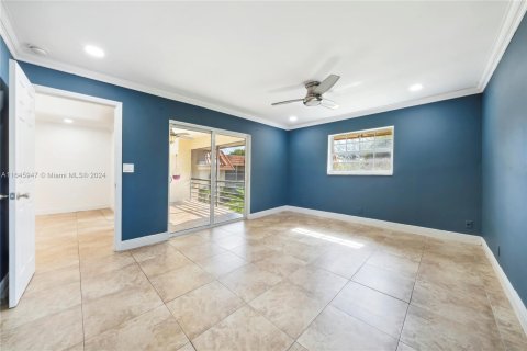 Condo in Coral Springs, Florida, 3 bedrooms  № 1329387 - photo 15