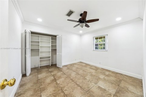 Condo in Coral Springs, Florida, 3 bedrooms  № 1329387 - photo 13