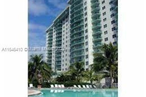 Condo in Sunny Isles Beach, Florida, 2 bedrooms  № 1329087 - photo 4