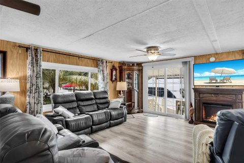 Villa ou maison à vendre à Marathon, Floride: 2 chambres, 109.25 m2 № 1076265 - photo 17
