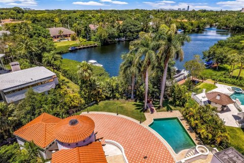 Casa en venta en Coral Gables, Florida, 7 dormitorios, 895.58 m2 № 1170470 - foto 4