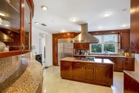 Casa en venta en Coral Gables, Florida, 7 dormitorios, 895.58 m2 № 1170470 - foto 13