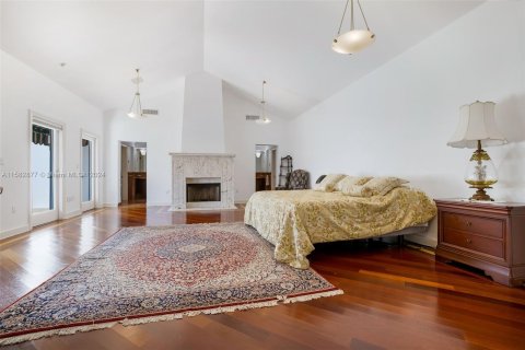 Casa en venta en Coral Gables, Florida, 7 dormitorios, 895.58 m2 № 1170470 - foto 14