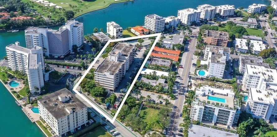 Condo in Bay Harbor Islands, Florida, 1 bedroom  № 1170509