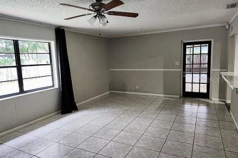 House in Tampa, Florida 3 bedrooms, 145.86 sq.m. № 1427831 - photo 20