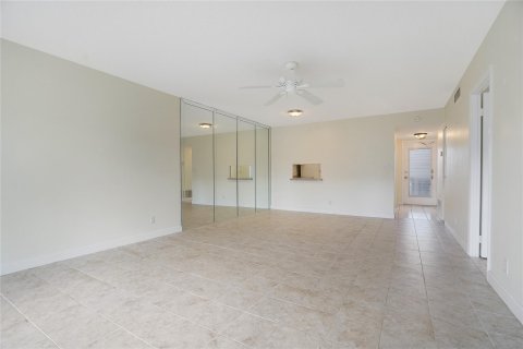 Condo in Dania Beach, Florida, 1 bedroom  № 1038075 - photo 30