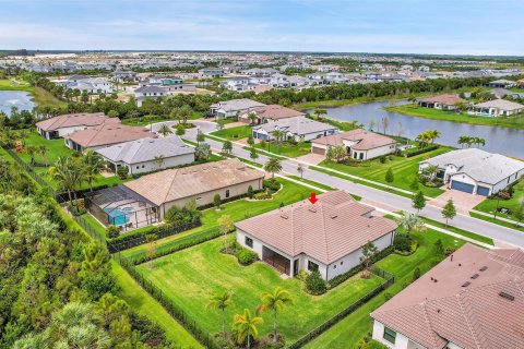 Villa ou maison à vendre à Palm Beach Gardens, Floride: 3 chambres, 233.28 m2 № 1081582 - photo 2