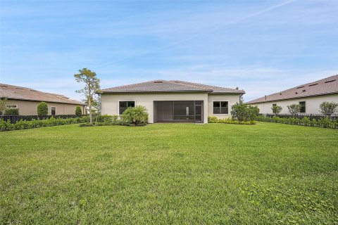 House in Palm Beach Gardens, Florida 3 bedrooms, 233.28 sq.m. № 1081582 - photo 15