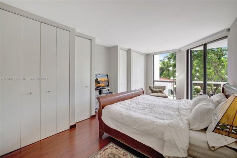 Condo in Aventura, Florida, 2 bedrooms  № 1331282 - photo 10