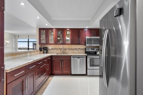 Condominio en venta en Hallandale Beach, Florida, 2 dormitorios, 99.87 m2 № 1035322 - foto 6