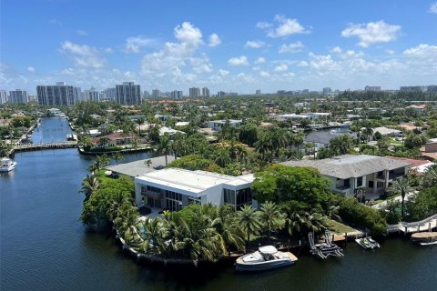 Condo in Hallandale Beach, Florida, 1 bedroom  № 1241025 - photo 20