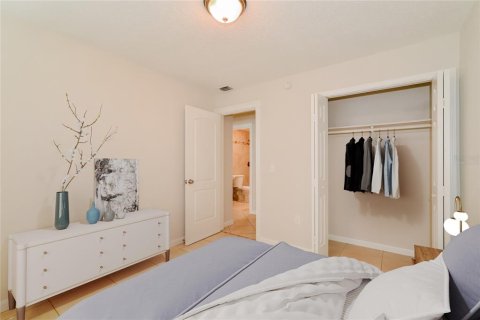 Casa en venta en Orlando, Florida, 4 dormitorios, 125.7 m2 № 1069968 - foto 12