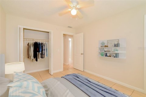 Casa en venta en Orlando, Florida, 4 dormitorios, 125.7 m2 № 1069968 - foto 10