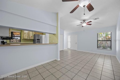 Villa ou maison à vendre à Cape Canaveral, Floride: 2 chambres, 83.05 m2 № 1341008 - photo 2