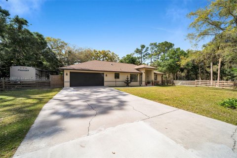 House in LaBelle, Florida 3 bedrooms № 1033460 - photo 6