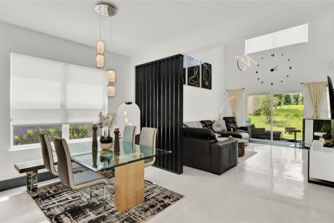 Villa ou maison à vendre à Clermont, Floride: 4 chambres, 266.82 m2 № 1324464 - photo 5