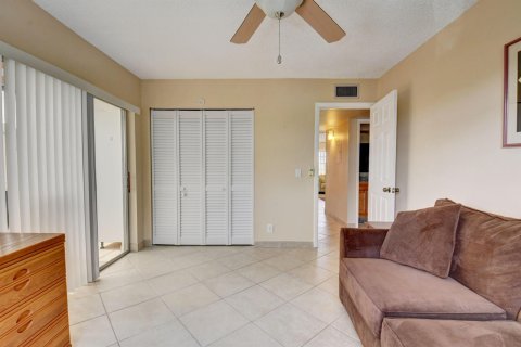 Condo in Delray Beach, Florida, 2 bedrooms  № 1065640 - photo 26