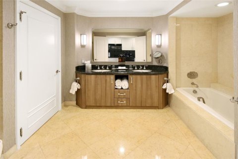 Condo in Fort Lauderdale, Florida, 1 bedroom  № 1074902 - photo 17