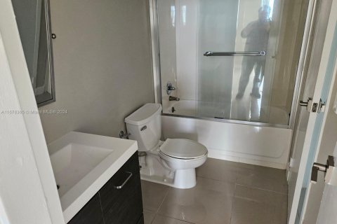 Copropriété à vendre à North Miami, Floride: 2 chambres, 97.55 m2 № 1404734 - photo 27