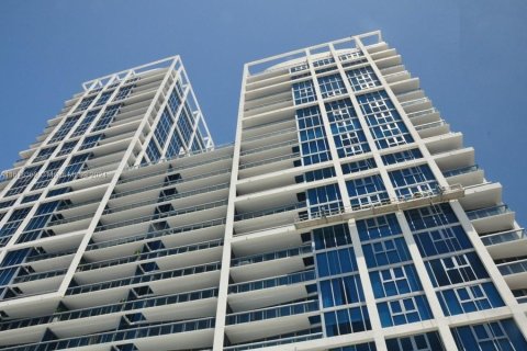 Condominio en venta en Miami Beach, Florida, 1 dormitorio, 74.32 m2 № 1404733 - foto 14