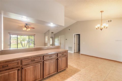 Casa en venta en Edgewater, Florida, 3 dormitorios, 141.03 m2 № 1397271 - foto 12