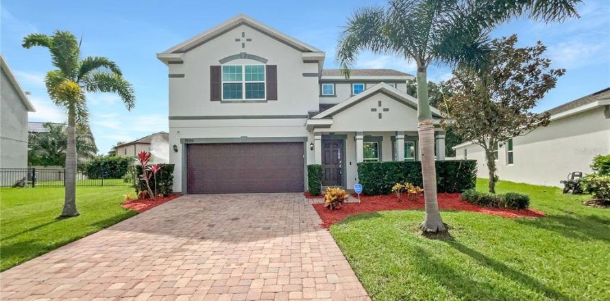 House in Winter Garden, Florida 4 bedrooms, 227.52 sq.m. № 1397299