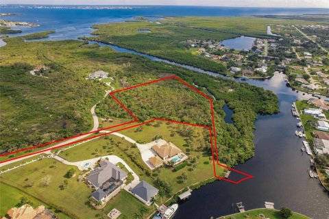 Terreno en venta en Port Charlotte, Florida № 1376241 - foto 1