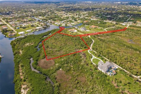 Terreno en venta en Port Charlotte, Florida № 1376241 - foto 7